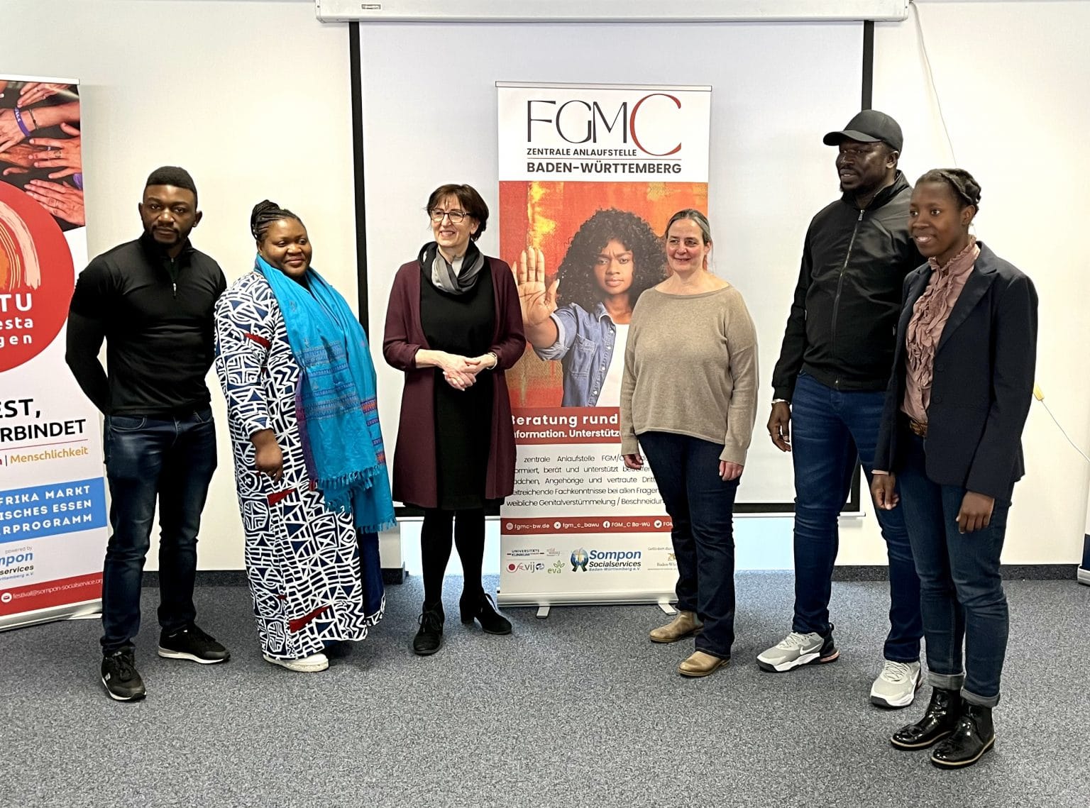 Zentrale Anlaufstelle FGM/C eröffnet - Wildwasser Stuttgart e.V.